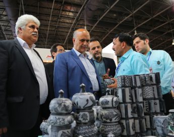 بازدید عضو شورای شهر مشهد از “نمایشگاه تخصصی تولید ملی، کالای ایرانی”و نمایشگاه سراسری “صنایع دستی